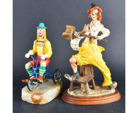 Grouping of Two (2) Vintage Figurines. Includes a Giuseppe Armani clown figurine #517/5000 and a Ron Lee clown #531/750 mount