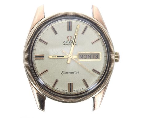 Omega Seamaster automatic 9ct gentleman's wristwatch, circa 1969, serial no. 276640xx, champagne dial with baton markers, swe