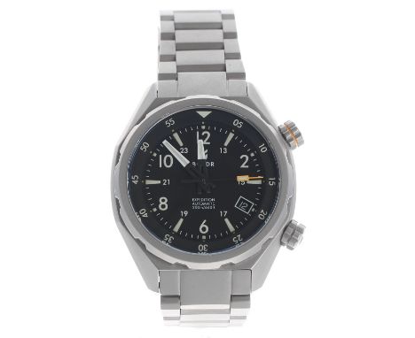 Boldr Expedition automatic stainless steel gentleman's bracelet watch, serial no. ERM1909100, circular black dial with date a