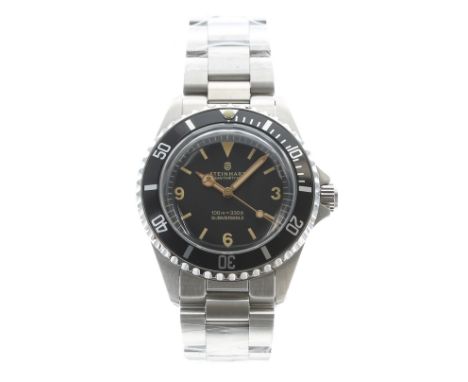 Steinhart Ocean Thirty-Nine 100m/330ft Submersible automatic stainless steel gentleman's bracelet watch, no. 010/300, circula