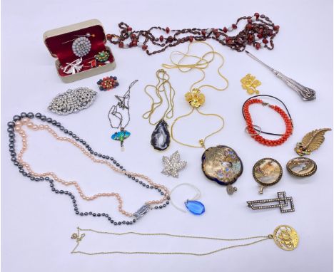 A group of costume jewellery to include; Elephant hair bracelet; coral bracelet; three Satsuma buttons; Art Nouveau enamel si