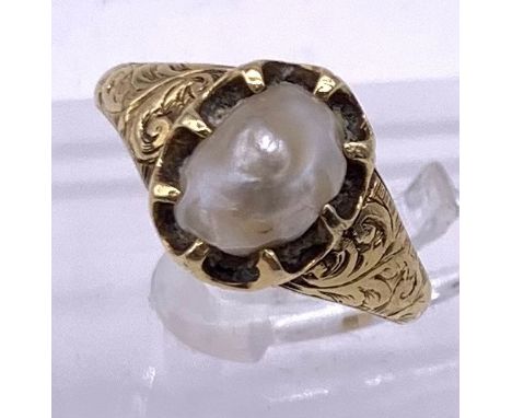 Gold and seed pearl ladies ring (unmarked)Weight - 4.5gSize - L