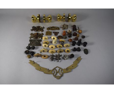 A Collection of Various Vintage Door &amp; Drawer Knobs and Handles 