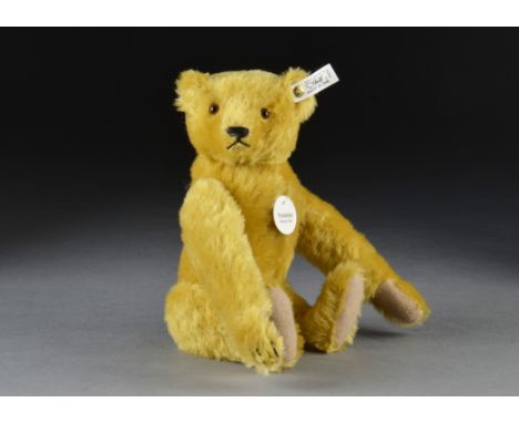 A Steiff Limited Edition Somersault Teddy 1909, 1497 of 5000, in original box, 1990/91
