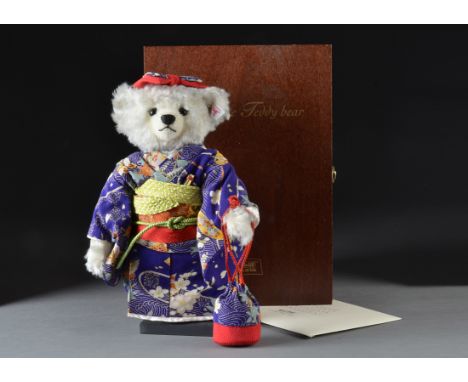 A Steiff Limited Edition for Japan Chiyohime Teddy Bear, 1423 of 1500, in original box with certificate, 2002