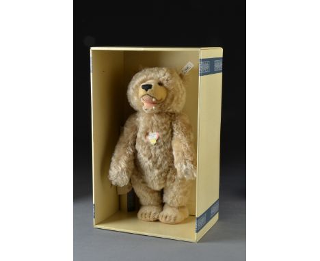A Steiff Limited Edition Replica Teddy Baby with Teeth 1929, 1546 of 3000, in original box with certificate, 1995