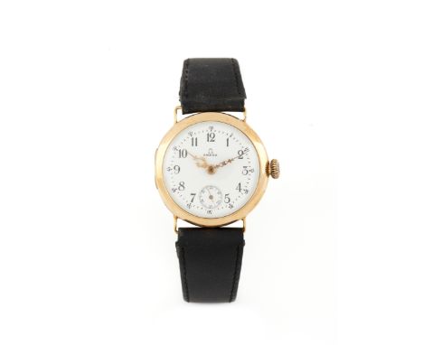 OmegaWinding mechanical movement with serial nº 5401909. Yellow gold case (750/000) with two lids and with ref. nº 4453979. E