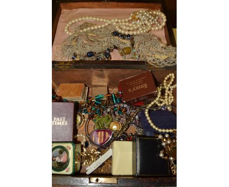 Costume Jewellery - an Edwardian crystal fringe necklace, floral stick pins, brooches, earrings,pearl necklaces; crystal trim