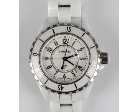 A Chanel J12 white ceramic lady's bracelet wristwatch, Ref. No. L.E 79444, with quartz movement, the signed white dial with b