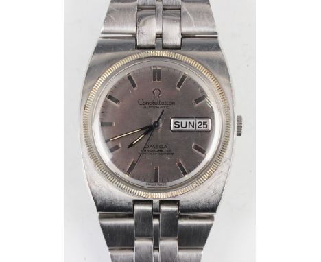 An Omega Constellation Automatic chronometer steel cased gentleman's bracelet wristwatch, circa 1969, the signed jewelled 751