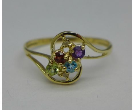 A 9ct gold, coloured stone ring, 1g, O