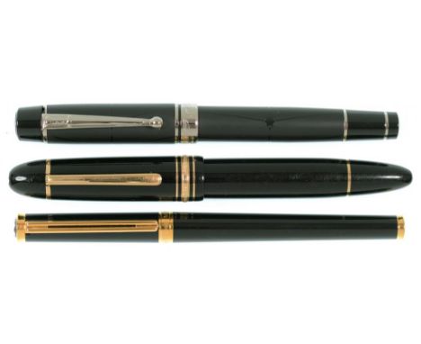 A MONT BLANC FOUNTAIN PEN, MEISTERSTUCK NUMBER 149, NIB MARKED 4810 14K 585 AND TWO MONT BLANC ROLLER BALL PENS, ALL BOXED