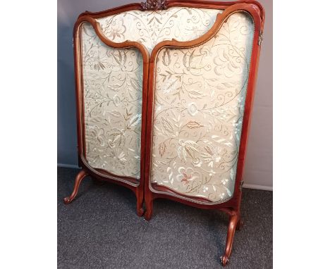 19th century three-way fire screen, central panel has an embroidered tapestry depicting flowers and foliage, flanked by glass