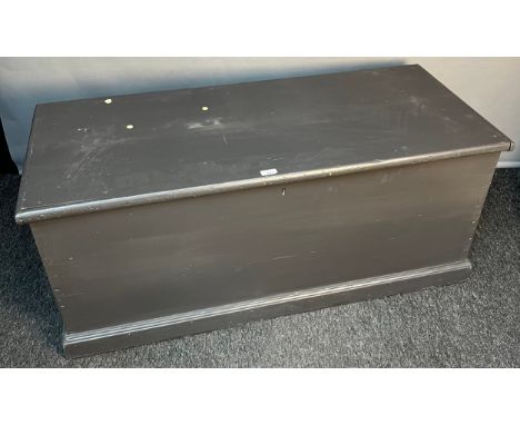 Antique pine painted travel trunk. [50x120x52cm] 