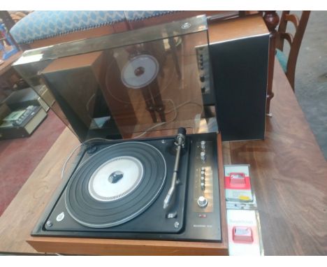 Bang&amp; Olufsen beogram 1500 record player with speakers together with 2 boxes records 
