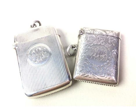 GEORGE V SILVER VESTA CASE, AND ANOTHER SILVER CASE marked Birmingham 1911, maker Gladwin Ltd, along with another silver vest
