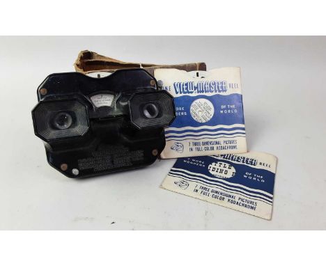 BINOMAG BINOCULAR MAGNIFIER, AND OTHER ITEMS boxed, along with a Sawyers View-Master, as well as a ophthalmoscope by Mortons 