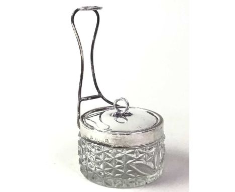 GROUP OF SILVER, including a silver gilt trinket box, embossed with scrolls, a silver collard jar and a small white metal bow