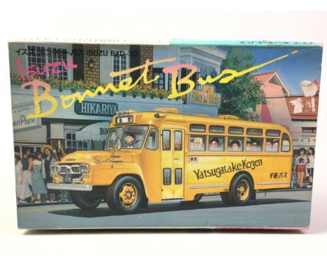 VINTAGE ISUZI BXD-30 BONNET BUS MODEL, 1/32 SCALE in original box with contents still sealed