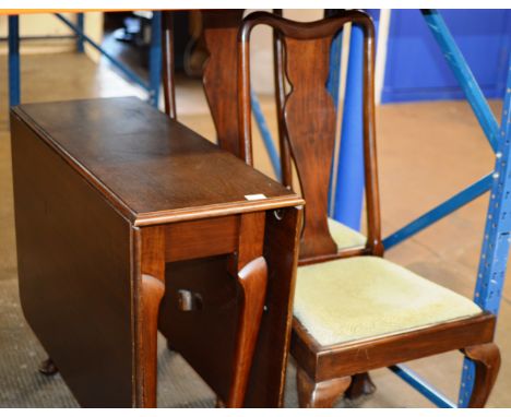 MAHOGANY GATE LEG TABLE WITH 2 CHAIRS     