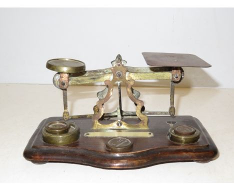 Set of vintage scales &amp; weights 