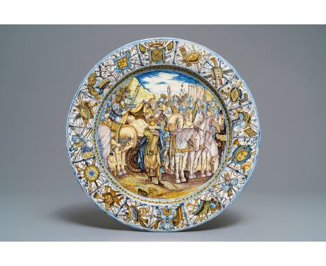 Italian maiolica 'Alexander the Great' armorial charger, Francesco Grue workshop, Castelli, 17th C.: A large Italian maiolica
