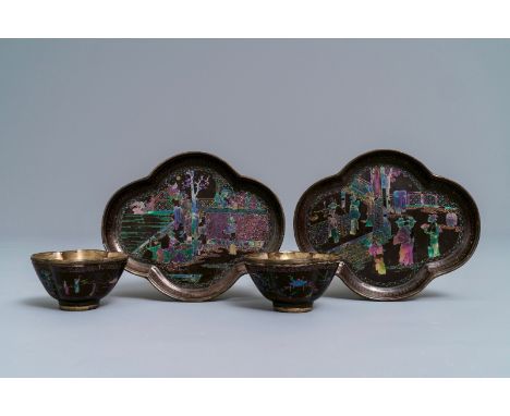 L.: 6 cm - H.: 3,5 cm (the cups)L.: 13 cm (the saucers)  -----  Condition reports and high resolution pictures are available 