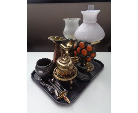 A tray containing early twentieth century brass oil lamp with chimney and shade together with further brass table lamp, brass