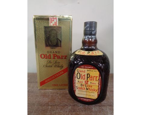 A bottle of Grand Old Parr Deluxe Scotch Whisky, 12 year, 1 litre in box 