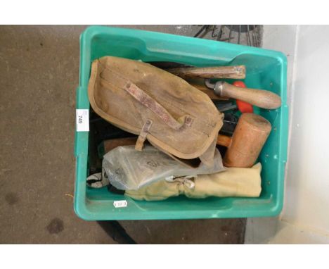 Quantity of assorted tools