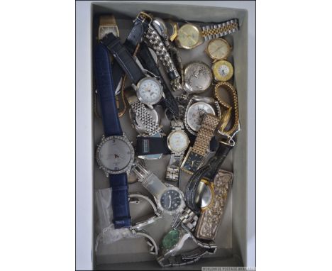 A collection of watches to include vintage Smiths 17 Jewel gents wristwatch, Cronel, Limit, Avalon, Accurist, Frondini, hunte