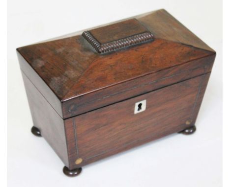 A Regency rosewood tea caddy, length 19cm.