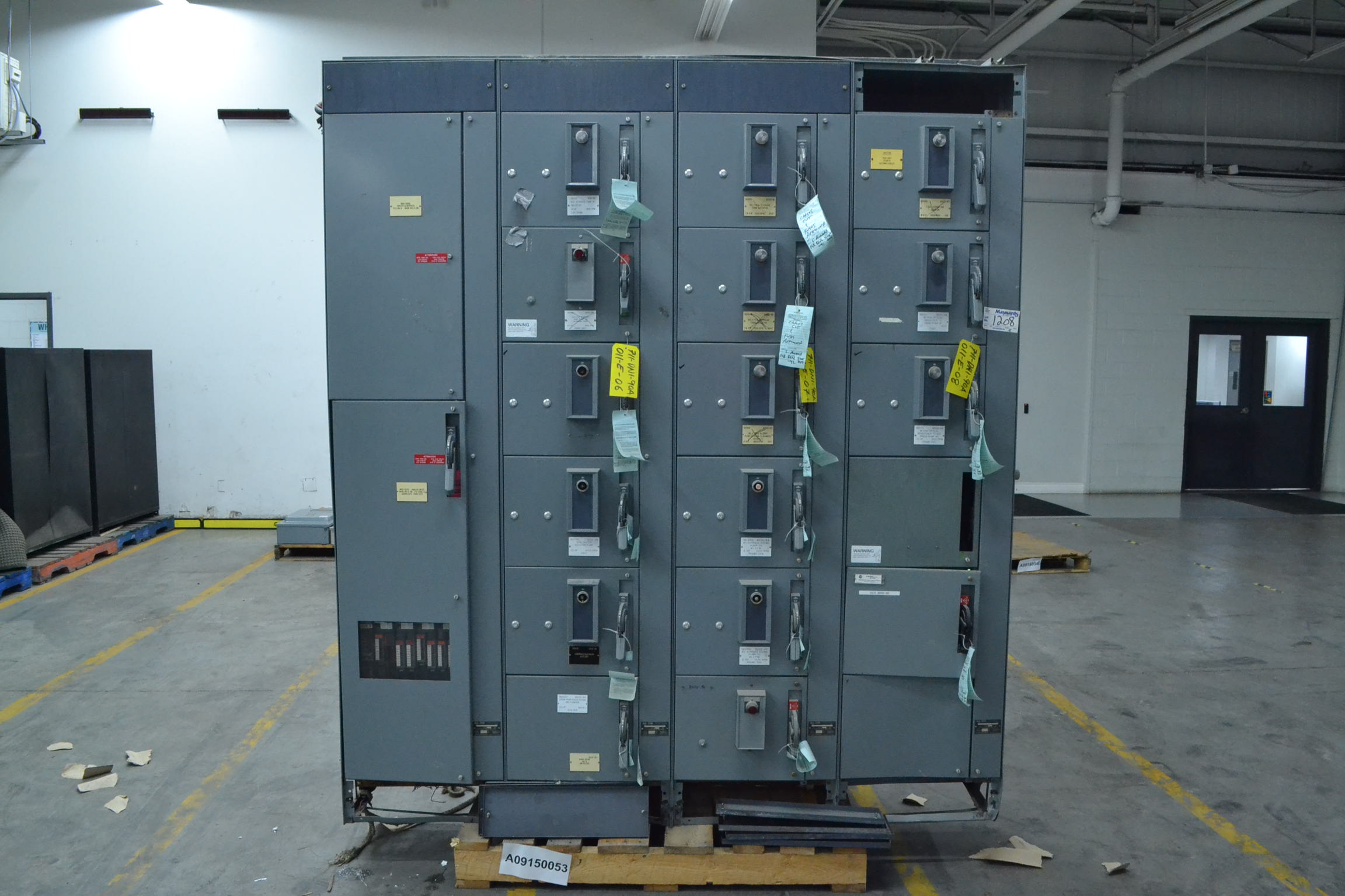 ALLEN BRADLEY 2100 CENTERLINE MOTOR CONTROL CENTER MCC STARTER CABINET