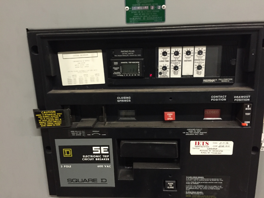 SQUARE D SE ELECTRONIC TRIP 600VAC 1200A CIRCUIT BREAKER (BRAMPTON)