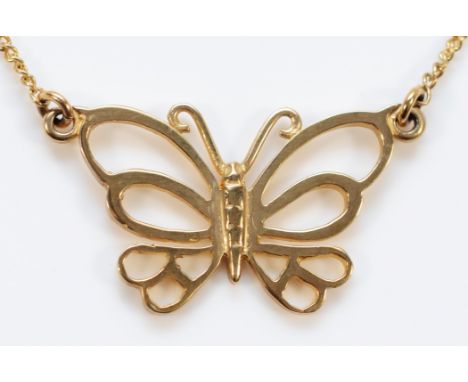 A 9ct gold vintage butterfly necklace, 22mm across the butterfly, 3.3gchain 36cm, good condition, no issues