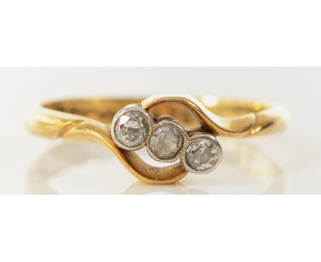 An 18ct gold vintage diamond three stone ring, Birmingham 1923, N, 2.4g