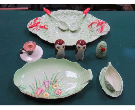 APPROXIMATELY TEN PIECES OF VARIOUS CARLTONWARE CERAMICS 