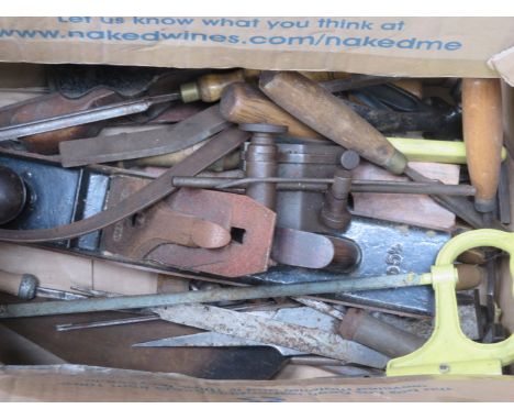 BOX CONTAINING WOOD WORKING TOOLS AND OTHER TOOLS