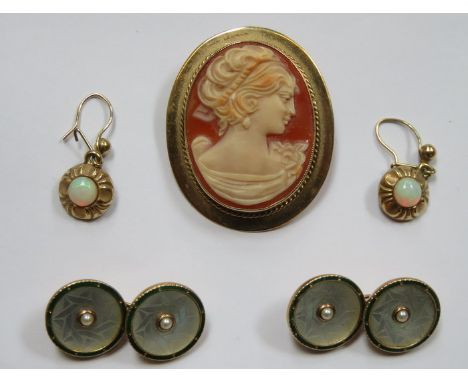 VICTORIAN GOLD OVAL CAMEO BROOCH, OPAL SET GOLD EARRINGS AND MOTHER OF PEARL SET CUFFLINKS 