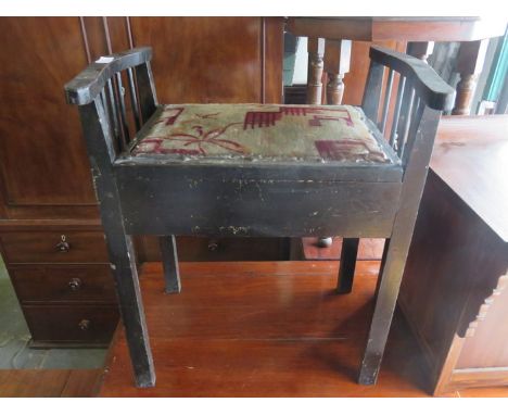 EBONISED PIANO STOOL