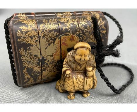 Netsuke mit Marke? Signiert? Mit original Inro, Lackmalerei.Maße siehe Fotos. Selten so komplett. Wohl Japan antik. Sammlerst