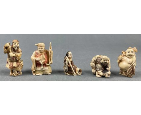 5 Netsuke. Wohl Japan alt, antik. Je signiert.5 netsuke. Probably Japan old, antique. Each signed.