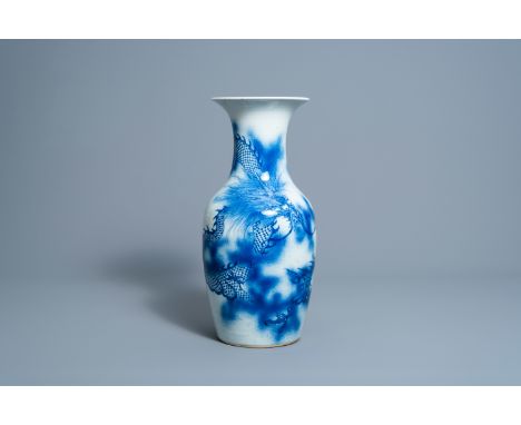 Full title: A Chinese blue and white 'dragons chasing the pearl' vase, 19th C.Description: H 45,8 cmCondition:The absence of 