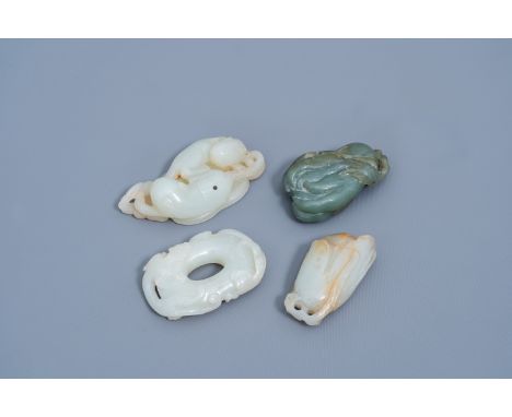 Full title: Four Chinese jade and jadeite sculptures, 19th/20th C.Description: L 8,7 - 6 cm (the largest and the smallest ite