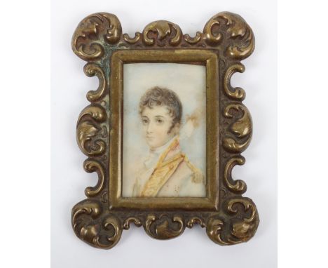 Small Georgian Portrait Miniature of a Military Officer by R Packer, portrait shows a young officer in military dress, waterc