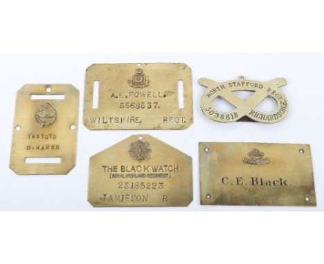 5x Brass Regimental Duty / Bed Plates, all being brass examples, awarded to “C E Black” with Leicestershire regiment badge, “