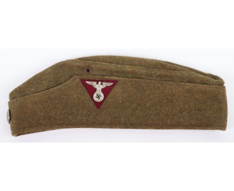 Third Reich SA (Sturmabteilung) Side Cap, interesting example of a 1st pattern brown wool winter overseas style cap with meta