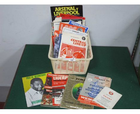 Sheffield United Programmes 1968 to 75 Benefit Issues (signatures noticed), reserves, aways 1966 F.A Cup Final and ticket, Pe