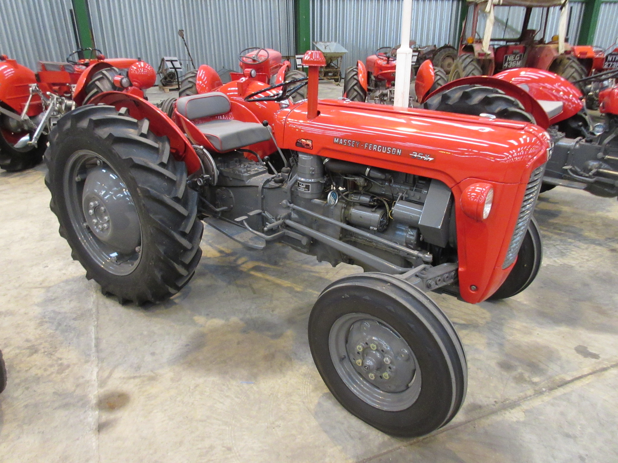 1963 MASSEY FERGUSON 35X MultiPower 3cylinder diesel TRACTOR Reg No 419 CPW Serial No SNMYW323