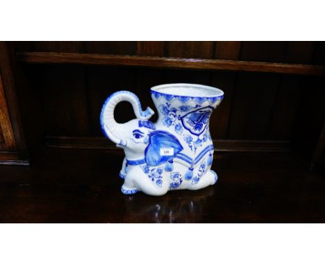 A blue and white 'Elephant' vase / planter, 31cm high `